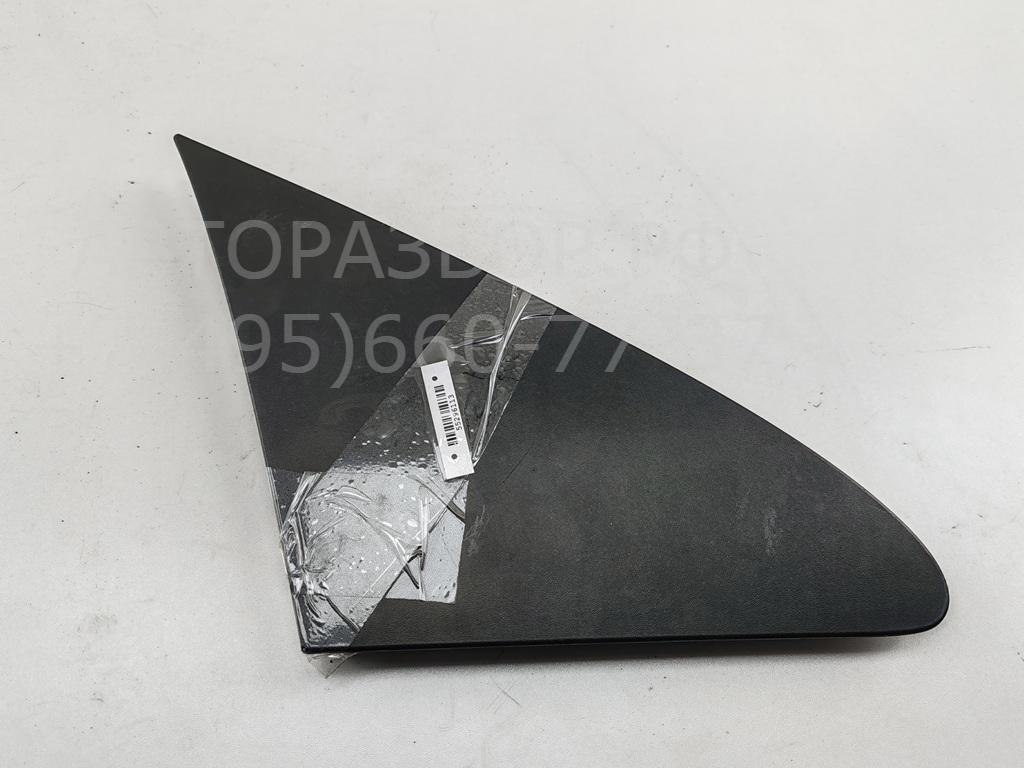 Накладка переднего крыла правого