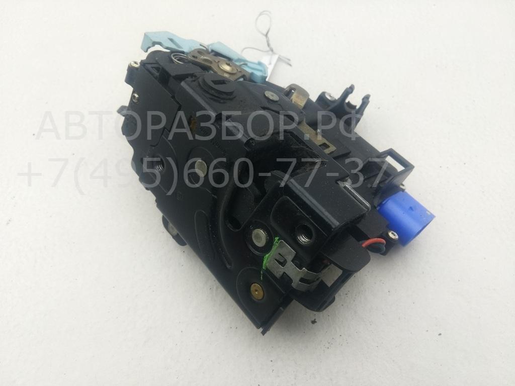 Замок двери задней левой