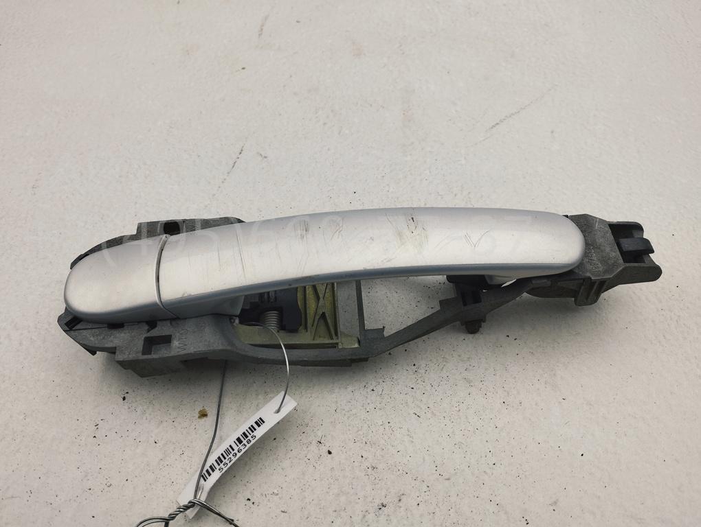 Ручка двери задней наружная левая