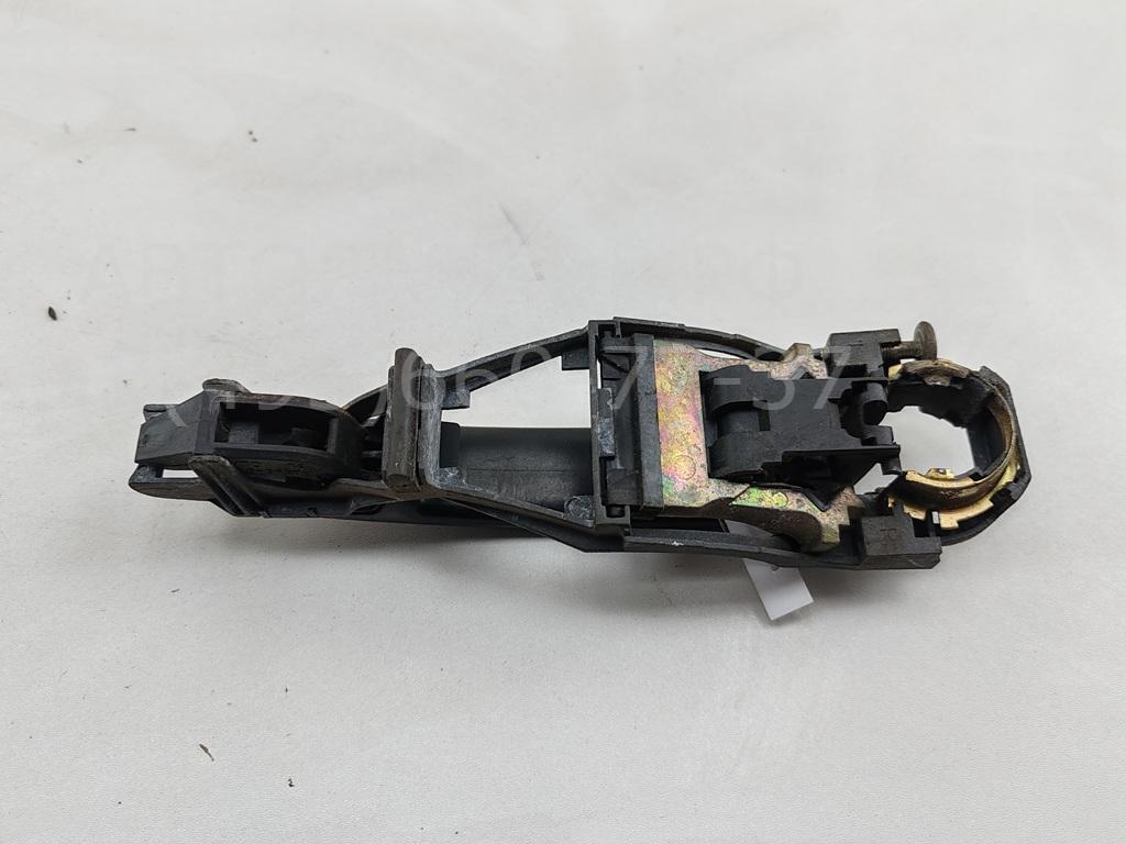 Ручка двери передней наружная левая