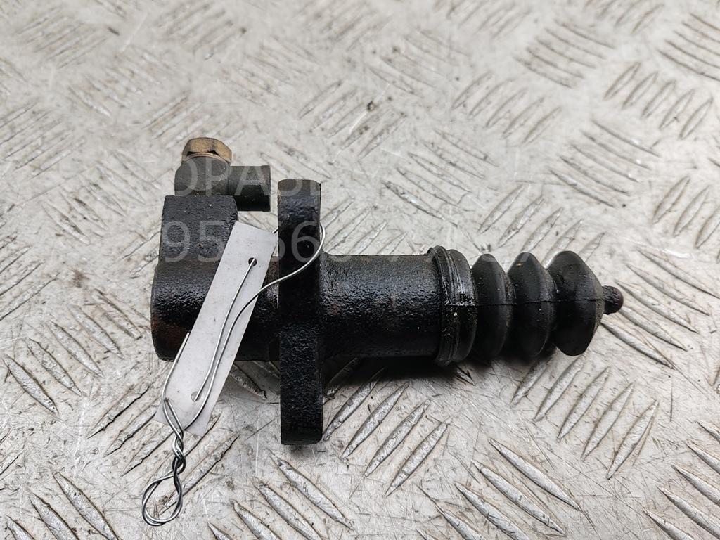 Цилиндр сцепления рабочий