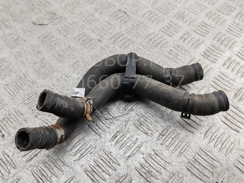 Патрубок отопителя