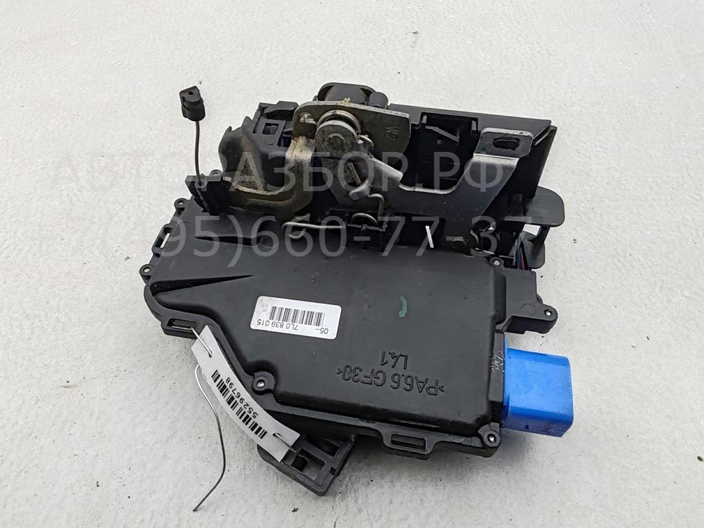 Замок двери задней левой