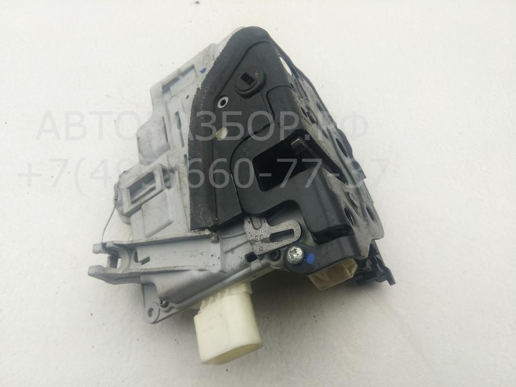 Замок двери задней правой