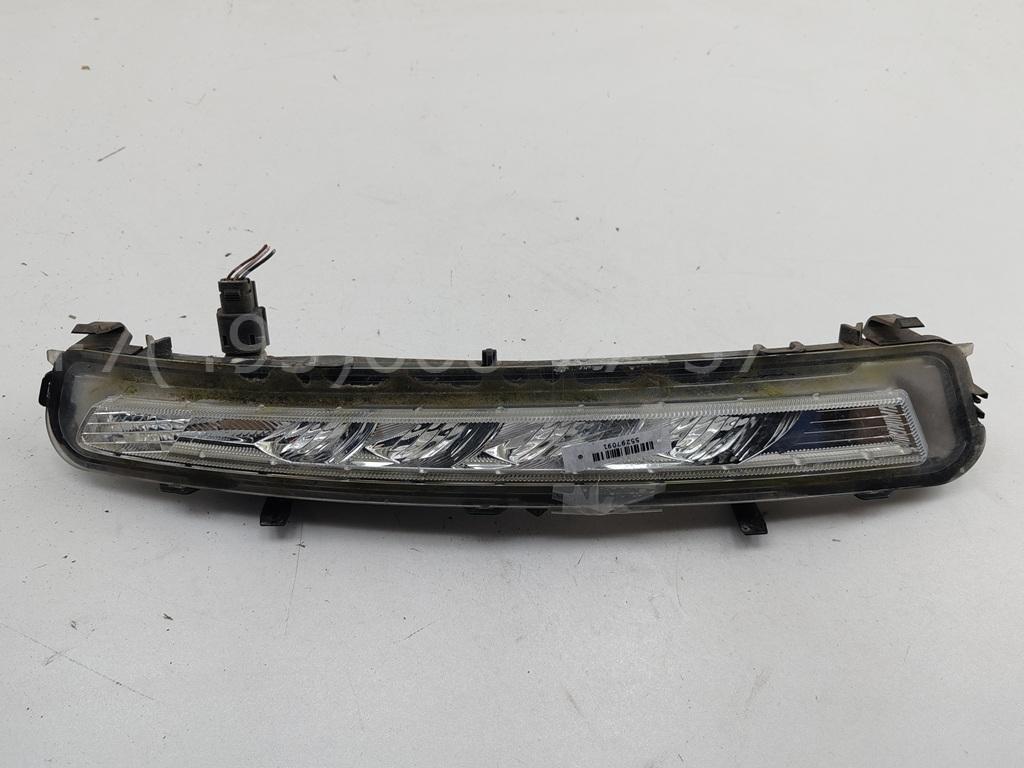 Фара дневного света правая (ходовые огни)