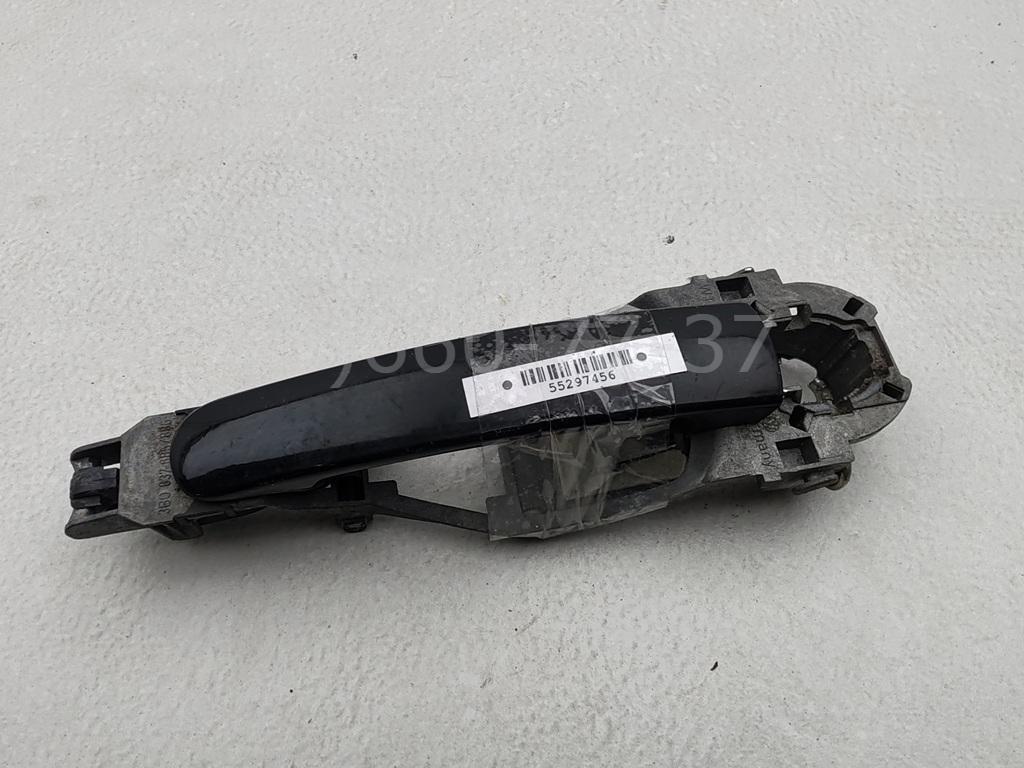 Ручка двери передней наружная левая