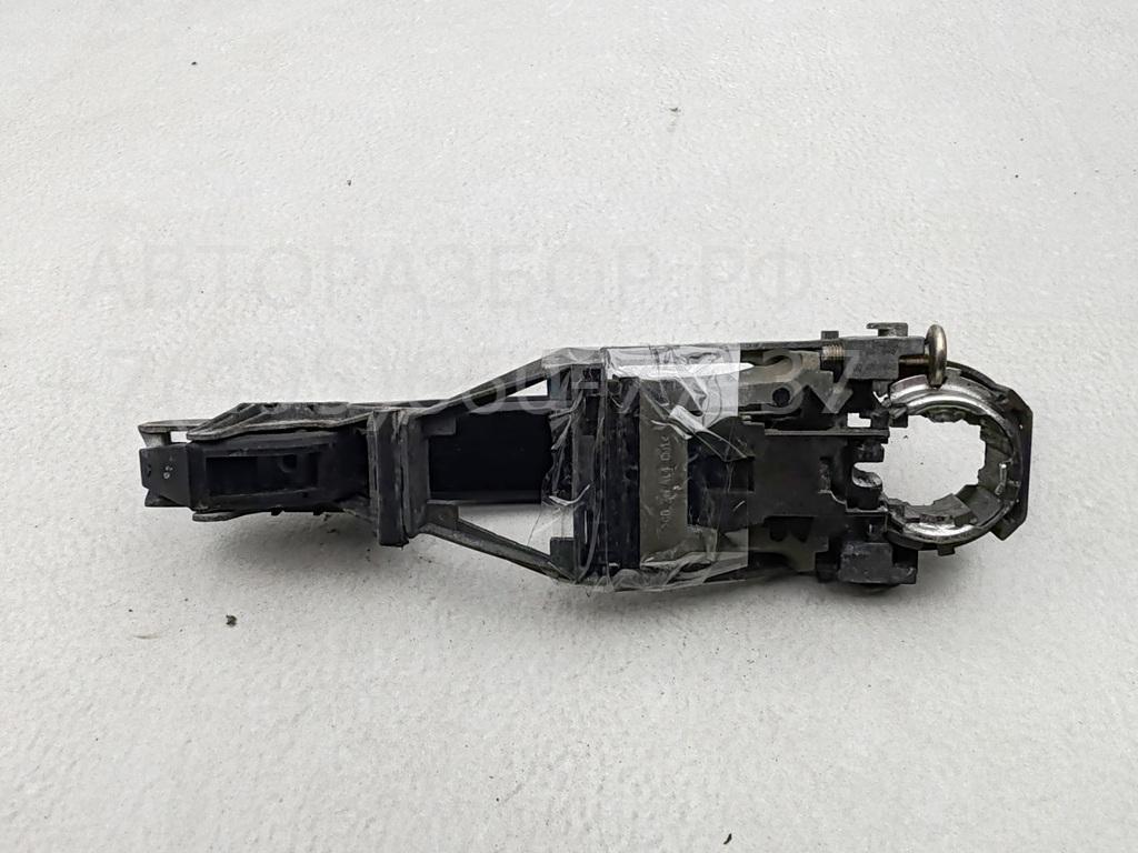 Ручка двери передней наружная левая