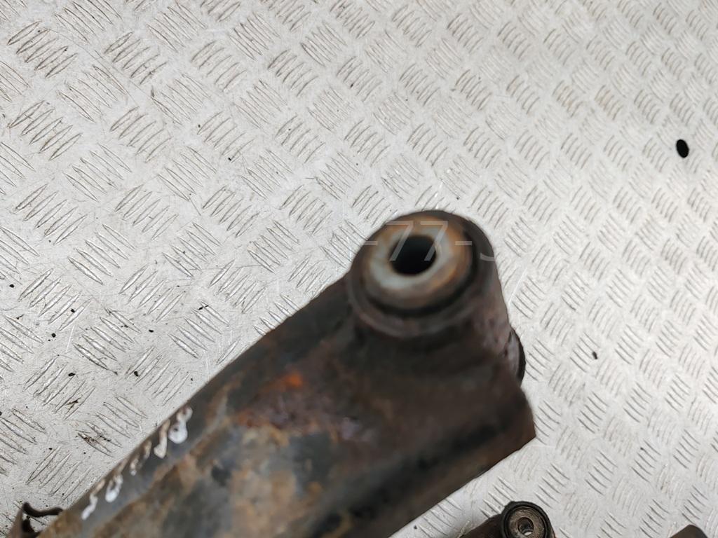 Рычаг задний правый