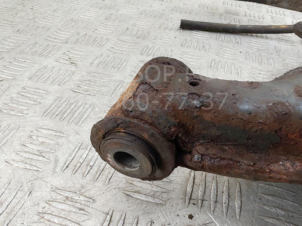 Рычаг задний правый