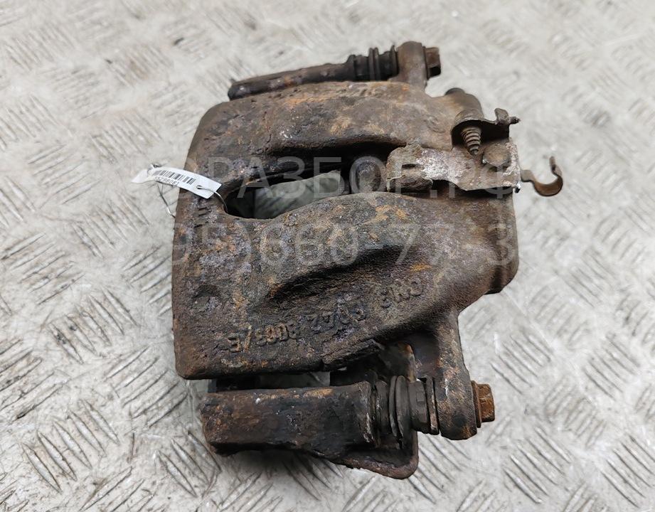 Суппорт передний правый