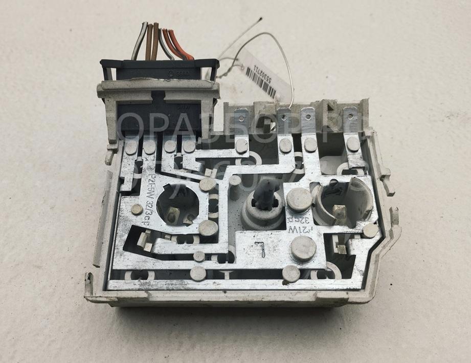 Плата заднего фонаря левого