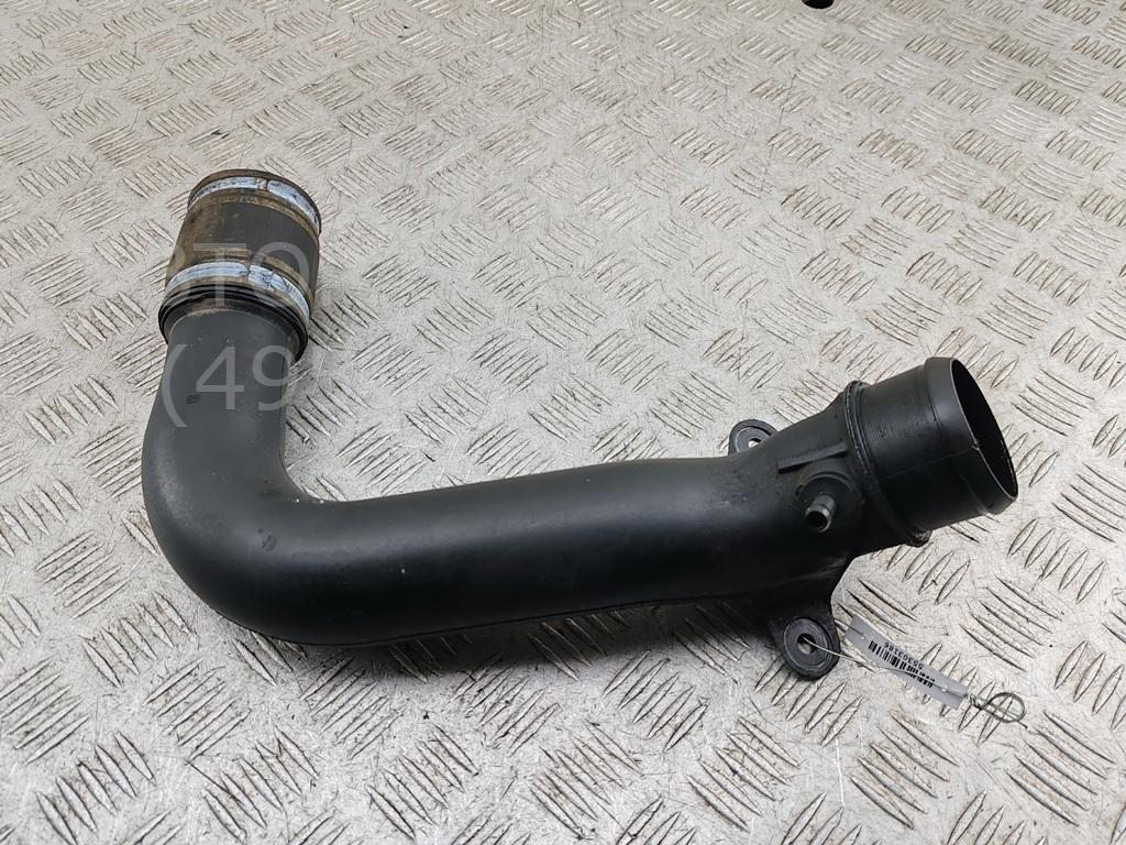 Патрубок интеркулера