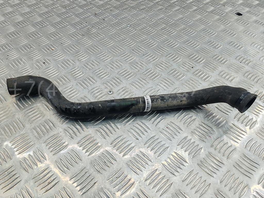 Патрубок радиатора