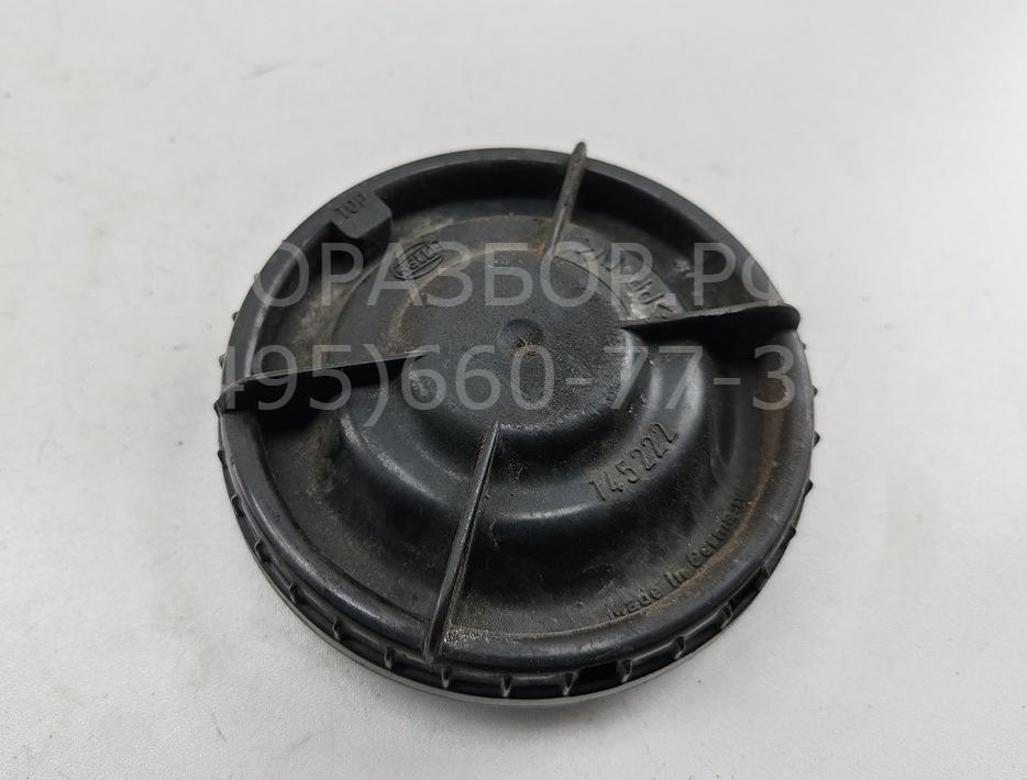 Крышка фары левой