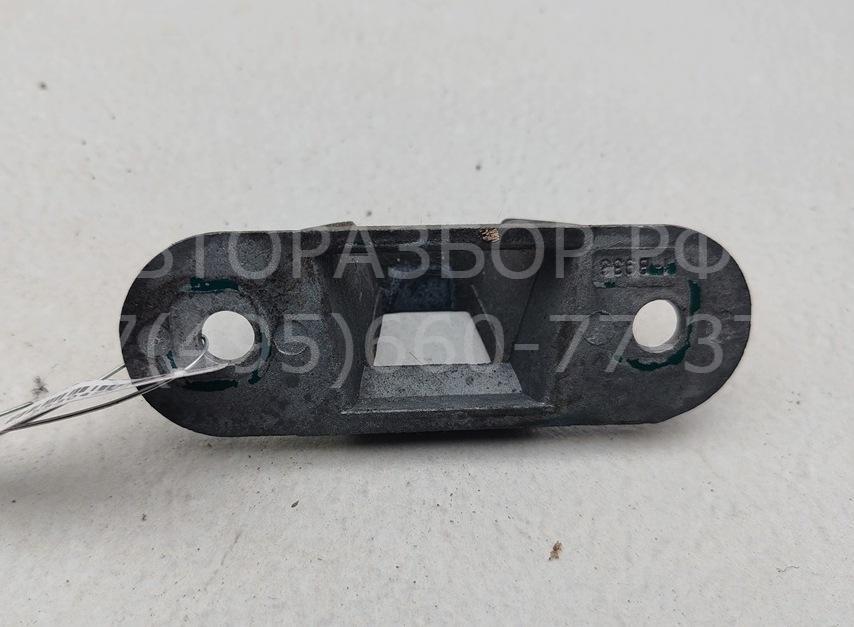 Ответная часть замка двери