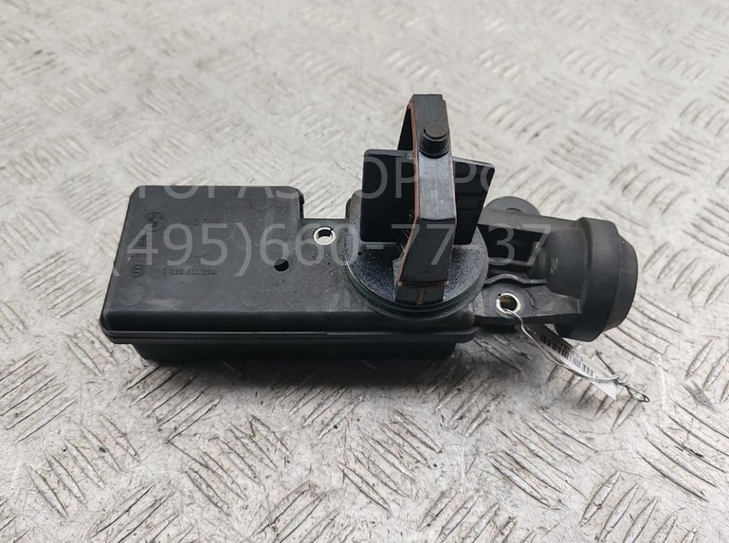 Механизм изменения длины впускного коллектора