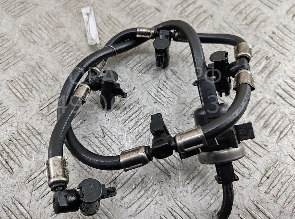 Трубка топливная