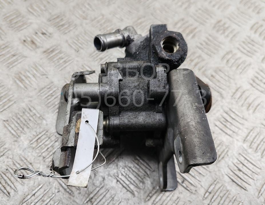 Насос ГУР (гидроусилитель руля)