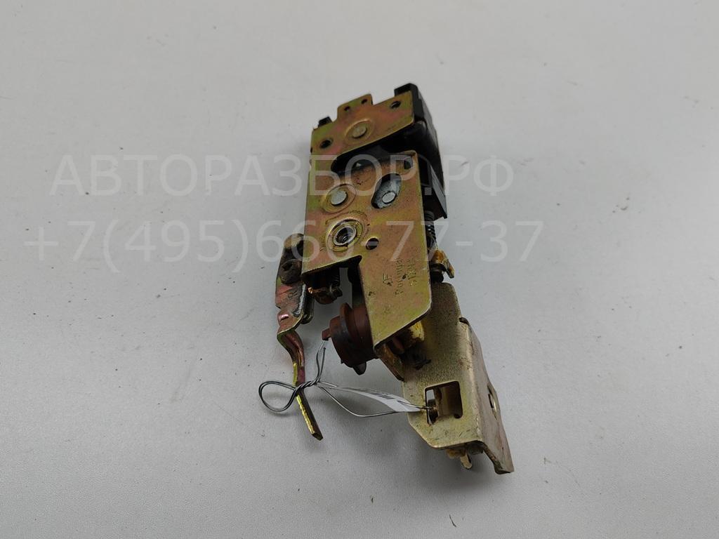 Замок двери передней правой