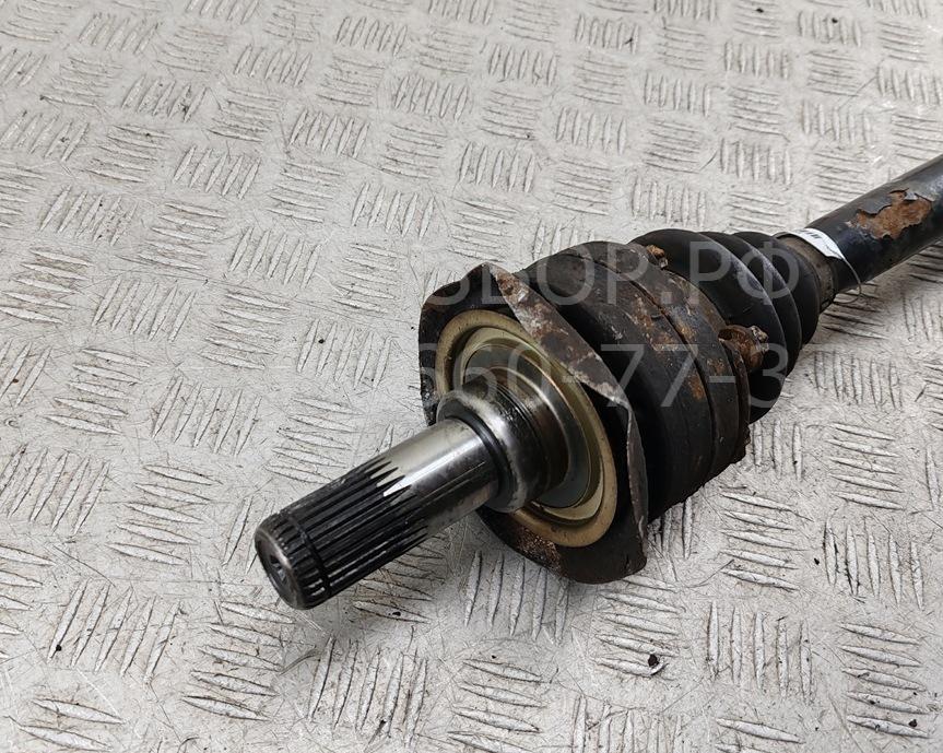 Полуось задняя