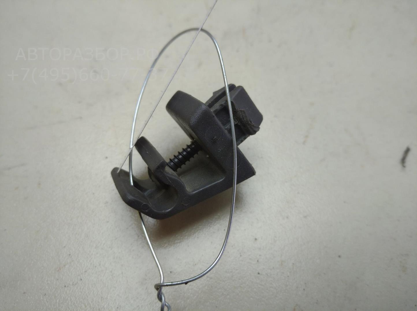 Кронштейн солнцезащитного козырька