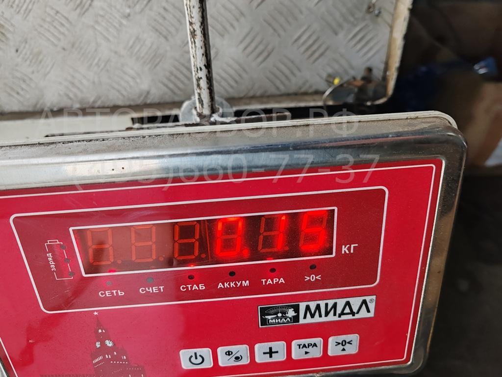 Накладка стекла переднего левого