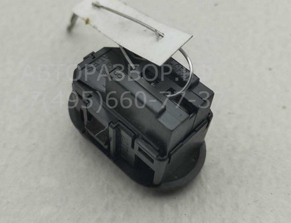 Кнопка регулировки зеркала