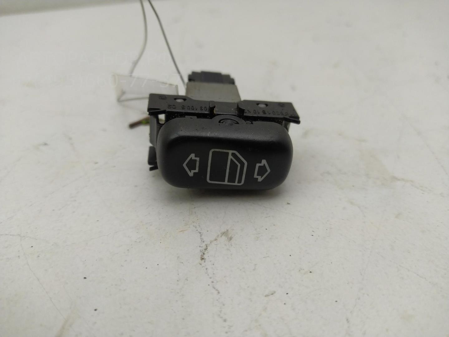 Кнопка стеклоподъемника