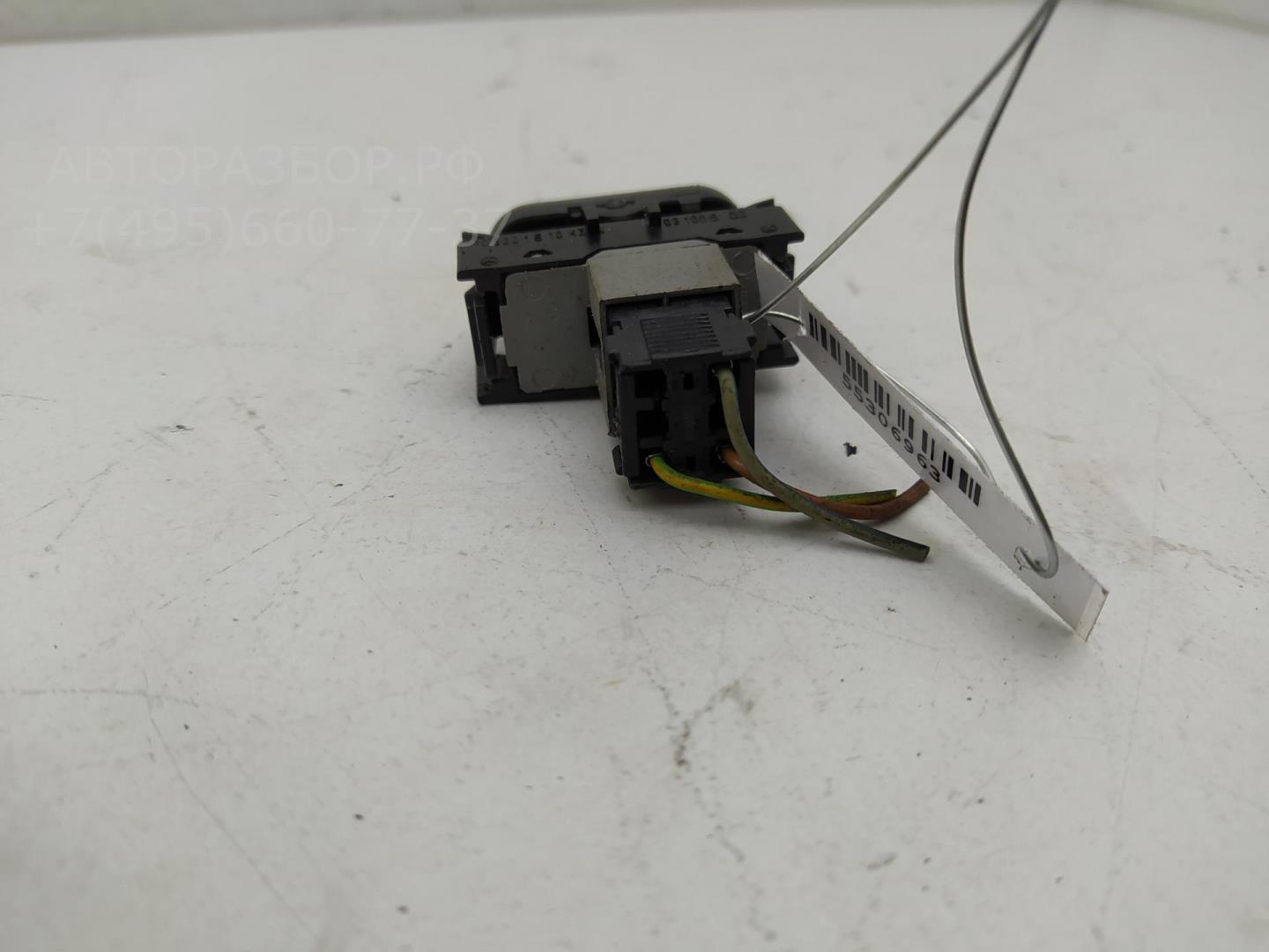 Кнопка стеклоподъемника