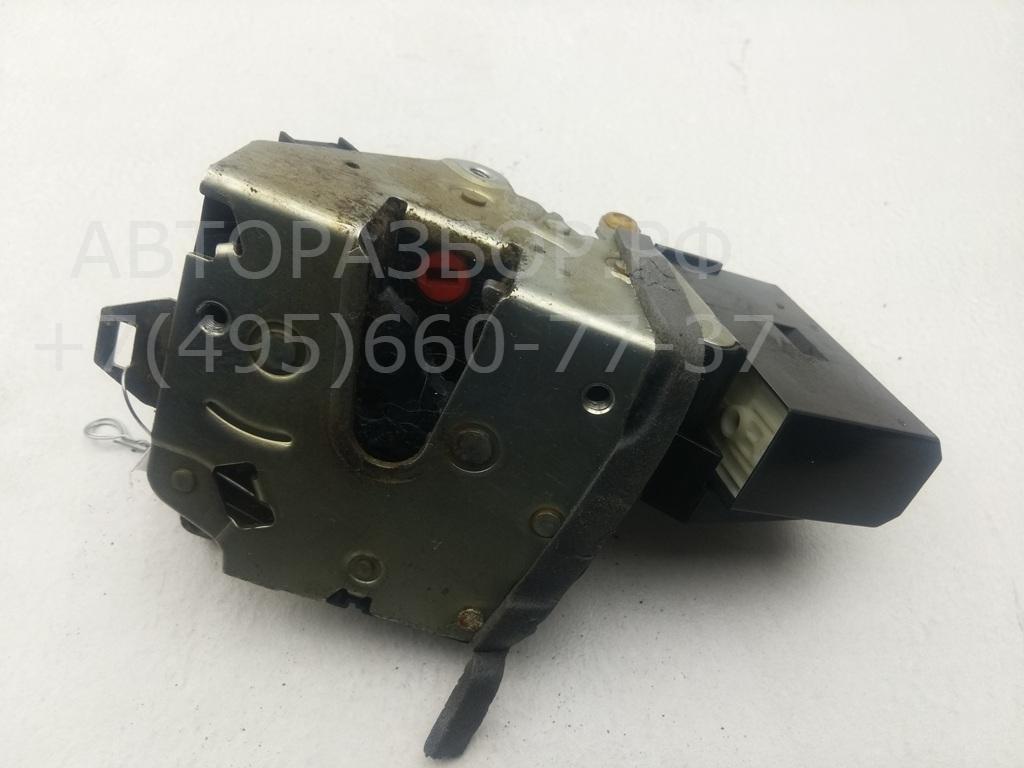 Замок двери задней правой