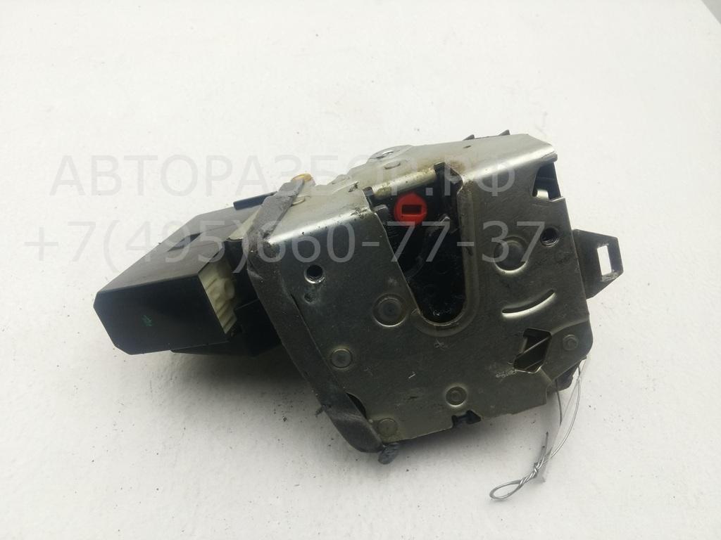 Замок двери задней левой