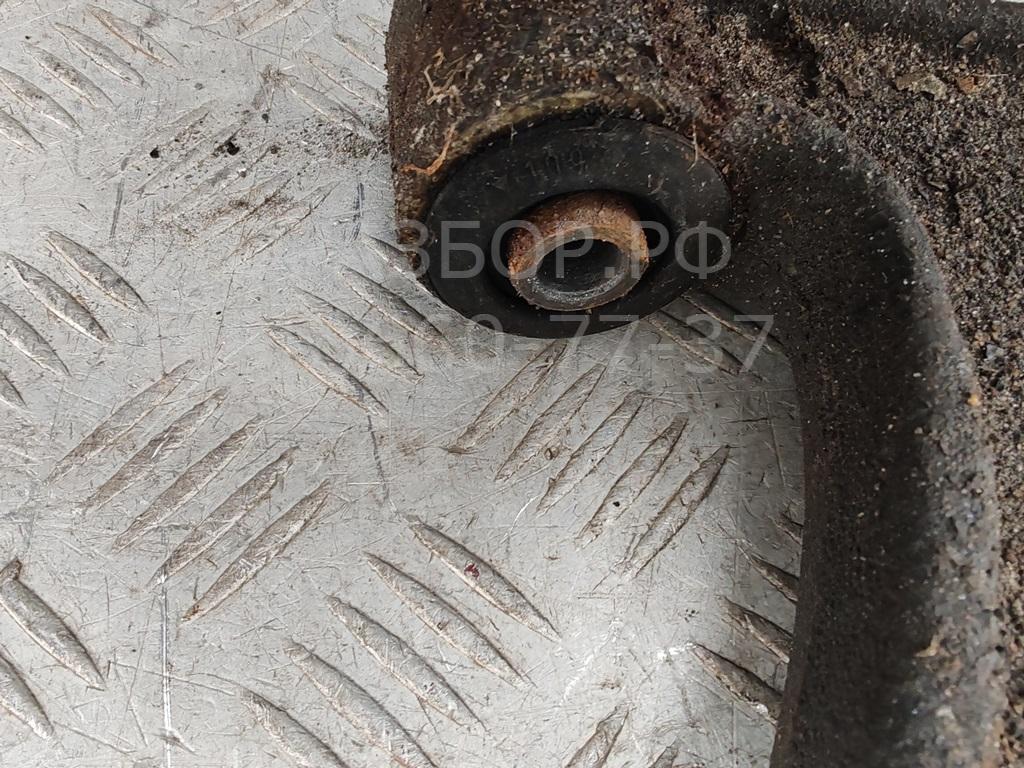 Рычаг передний правый