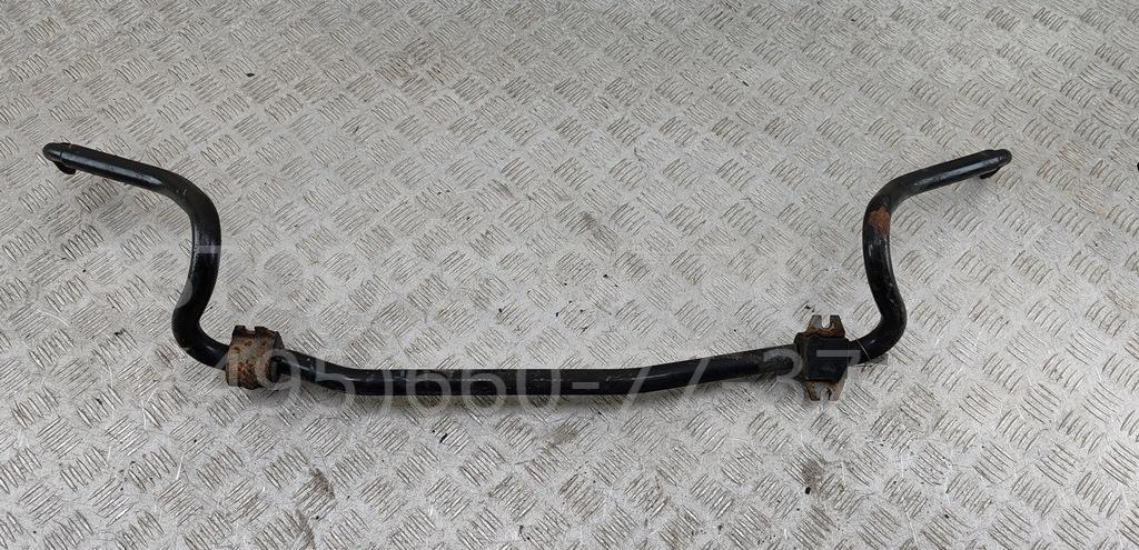 Стабилизатор передний