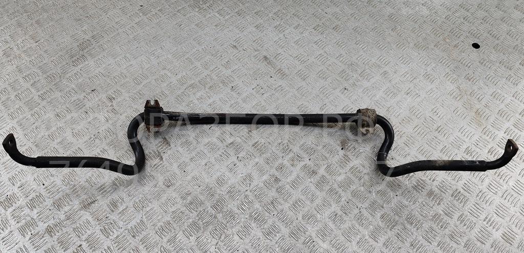 Стабилизатор передний