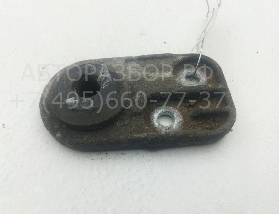 Кронштейн радиатора