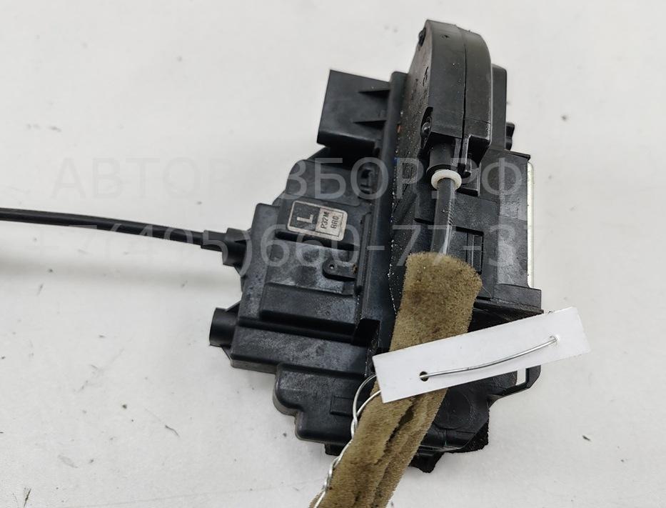 Замок двери задней правой