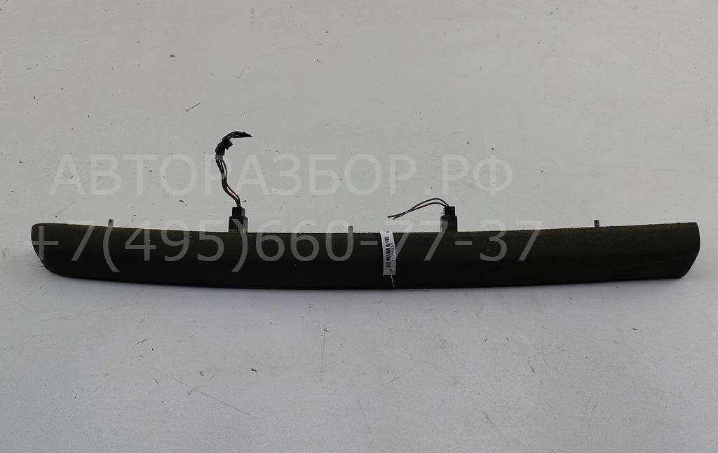 Накладка крышки багажника