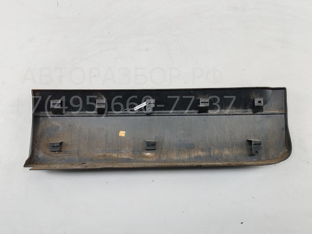 Накладка крышки багажника