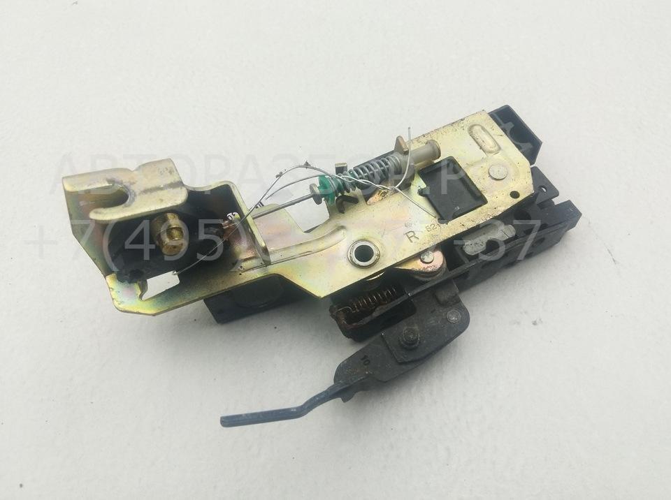 Замок двери передней правой