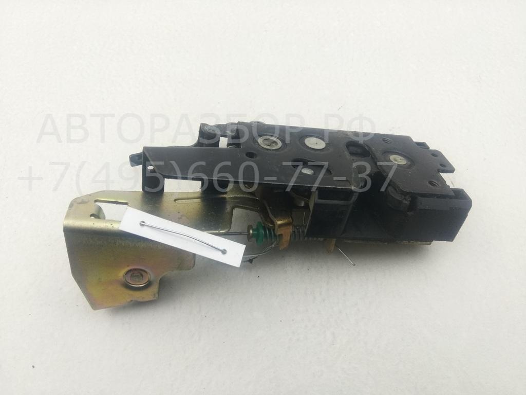 Замок двери передней правой