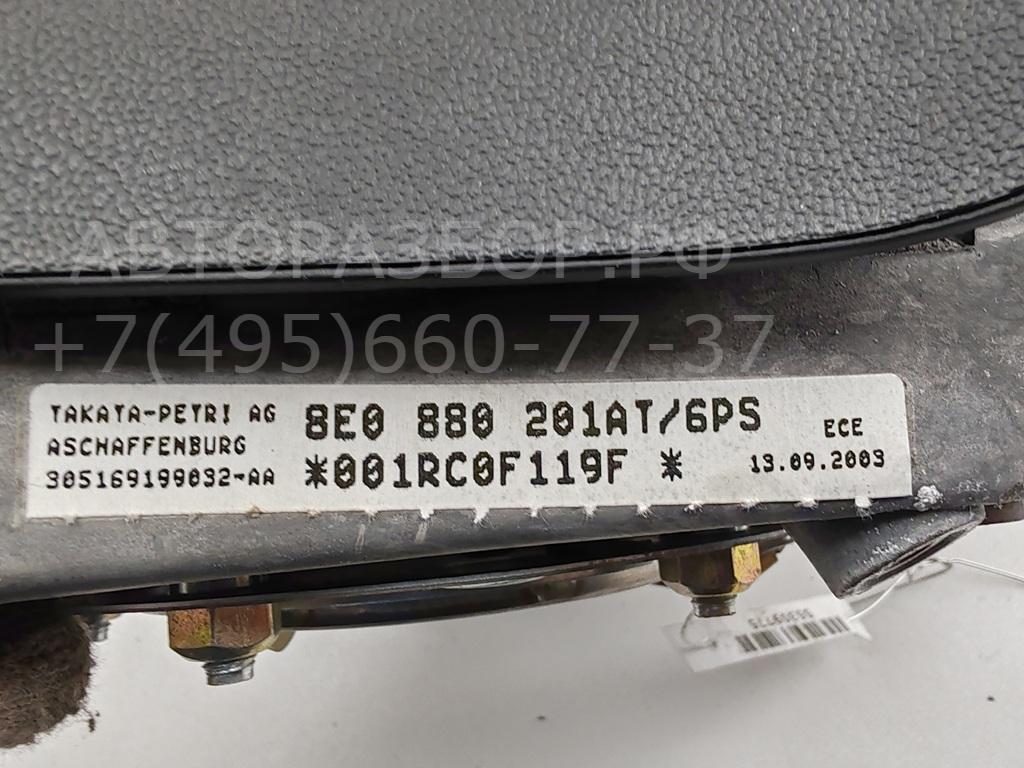 Подушка безопасности в рулевое колесо