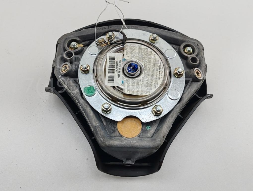 Подушка безопасности в рулевое колесо