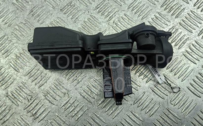 Механизм изменения длины впускного коллектора