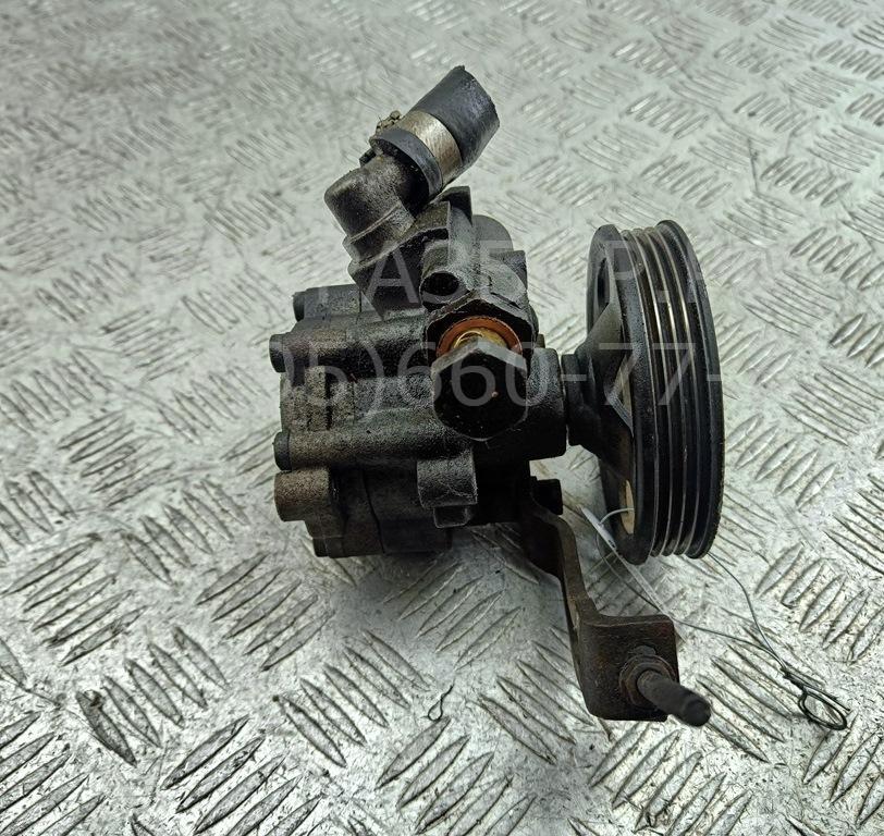 Насос ГУР (гидроусилитель руля)