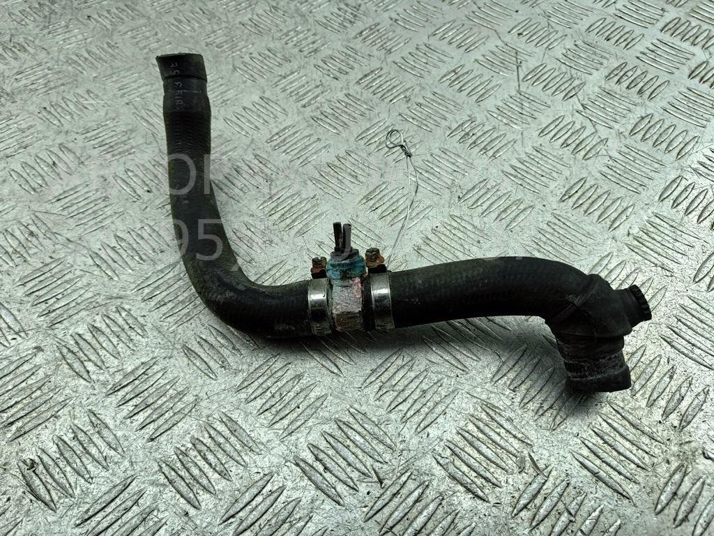 Патрубок отопителя
