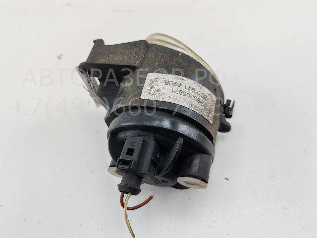 Фара противотуманная левая