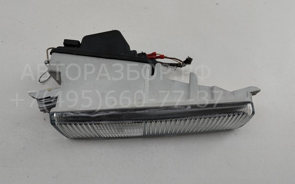 Фара противотуманная левая