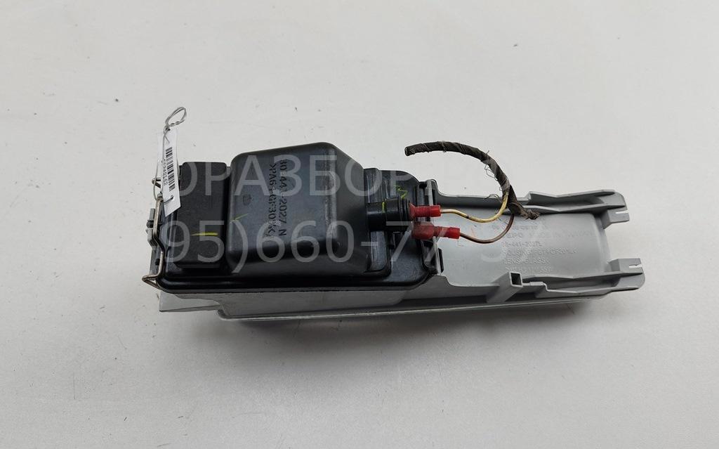 Фара противотуманная левая