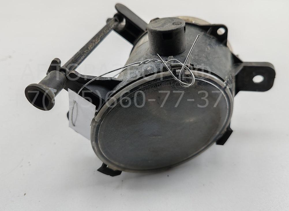 Фара противотуманная правая