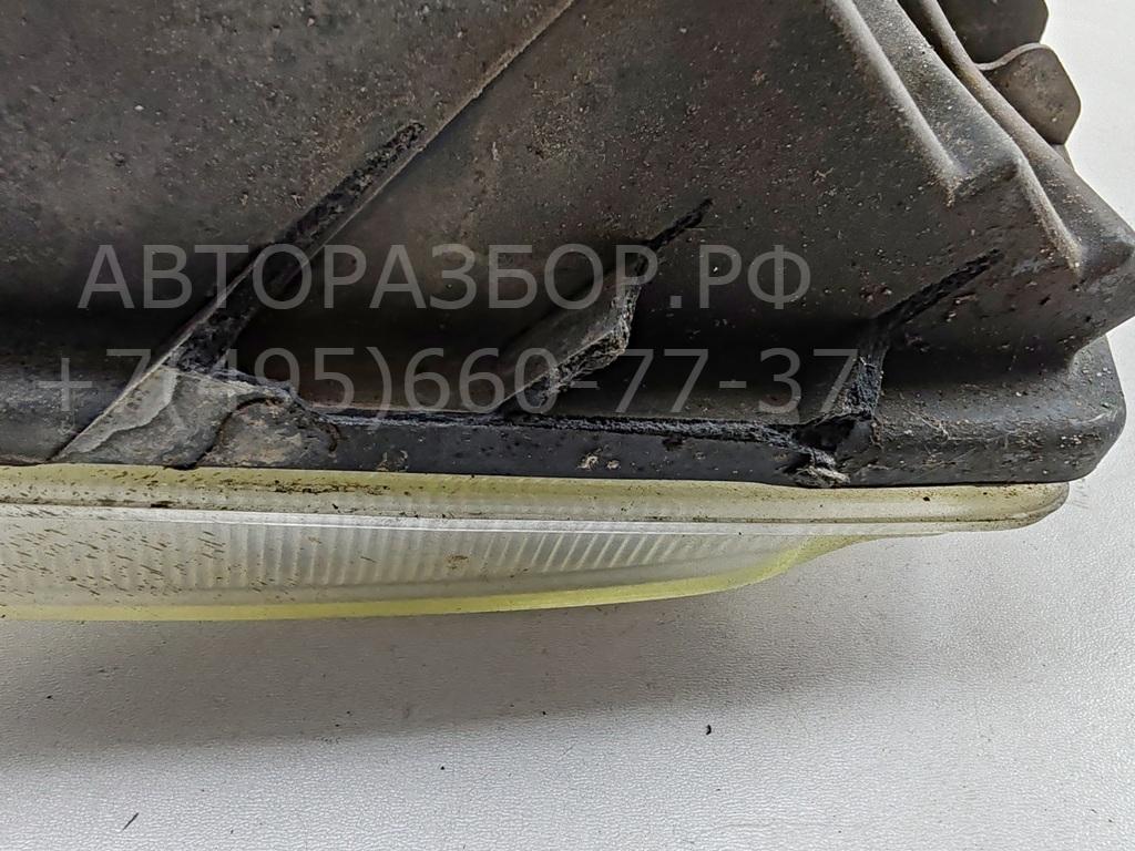 Фара противотуманная правая